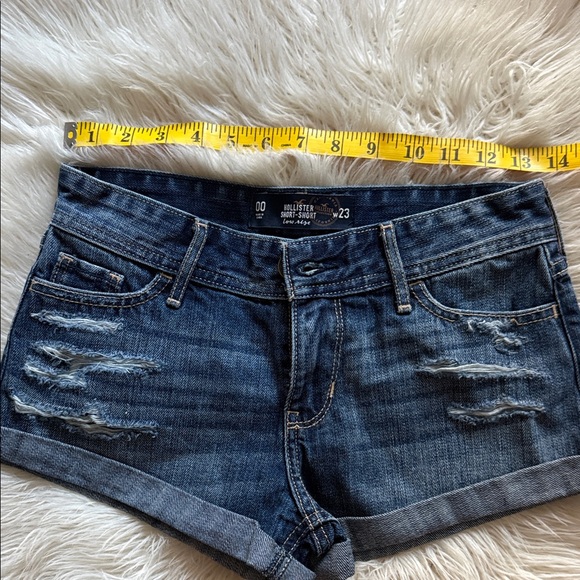 🌊HOLLISTER LOW RISE SHORTS👖 - Picture 5 of 5